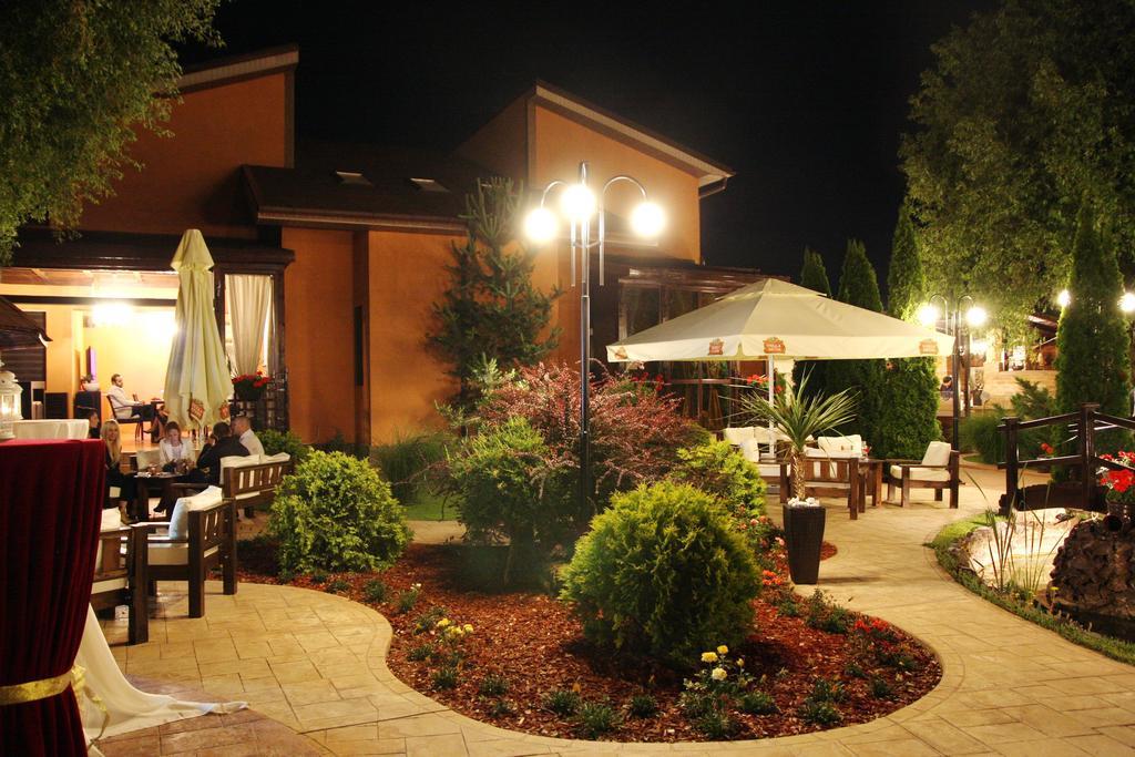 Rixo'S Guesthouse Circea Екстер'єр фото