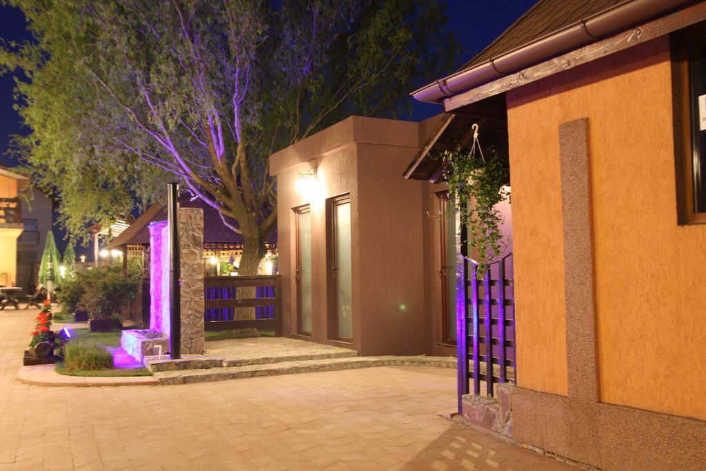 Rixo'S Guesthouse Circea Екстер'єр фото