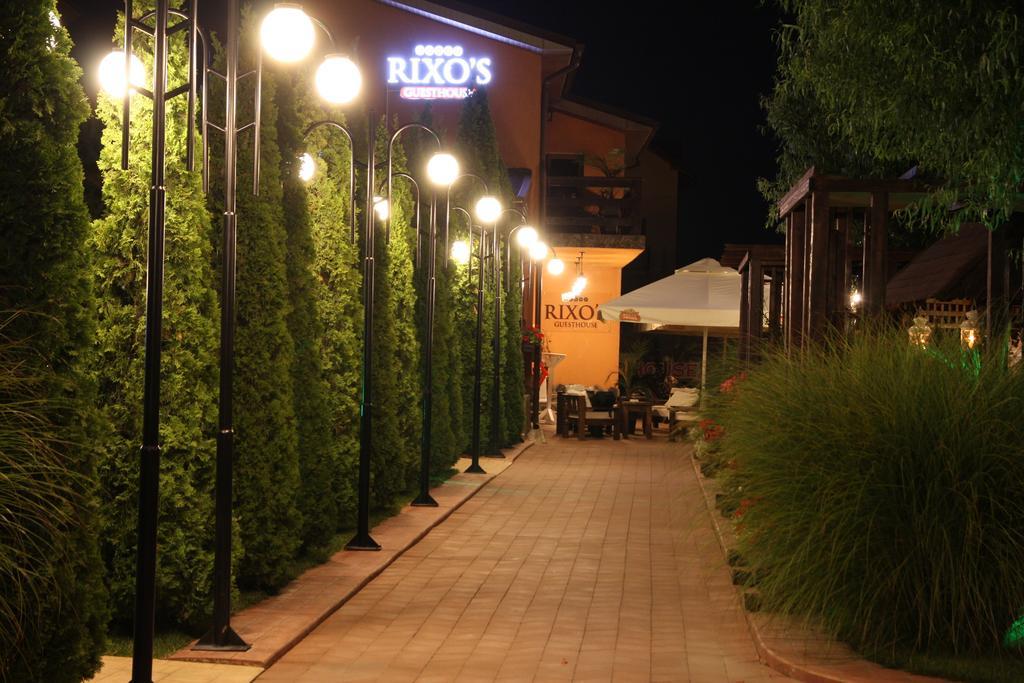 Rixo'S Guesthouse Circea Екстер'єр фото